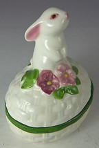 Trinket Box Bunny Rabbit On Egg Basket By Avon Hand Painted In Brazil Weiss 1982 - $19.34