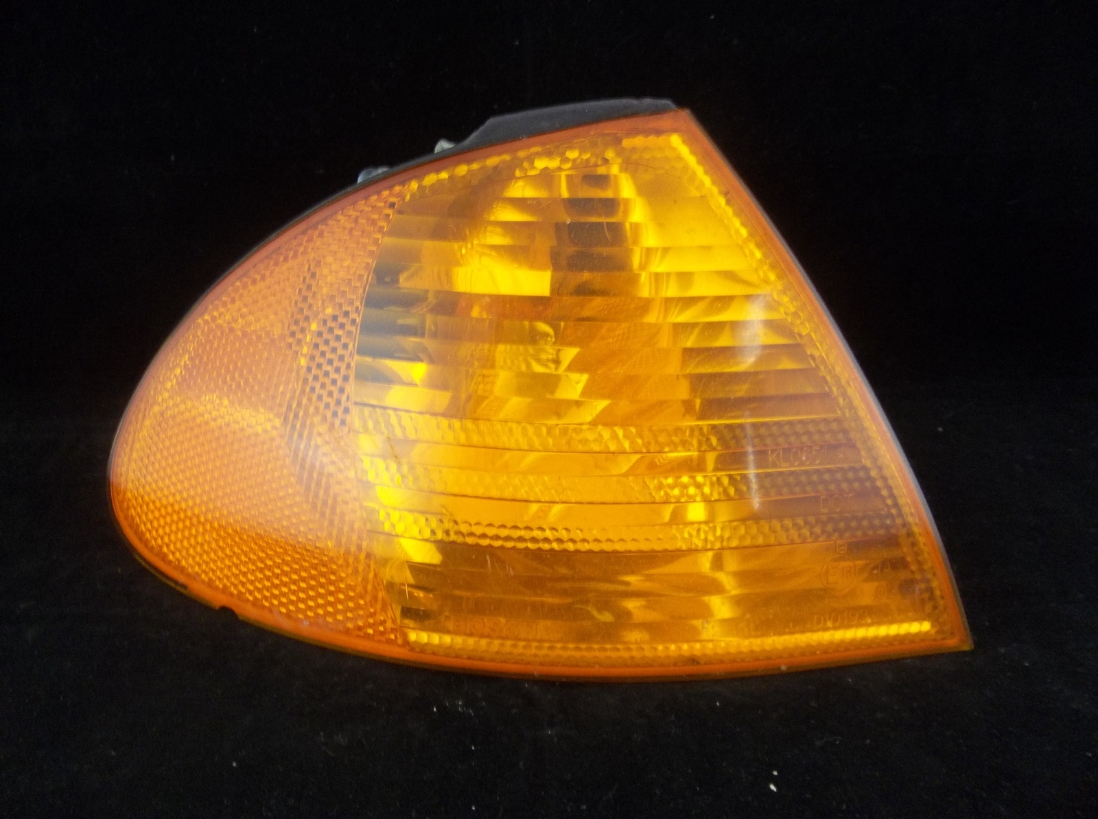 19992001 BMW 3Series E46 Right Amber Corner Light OEM 1315106141