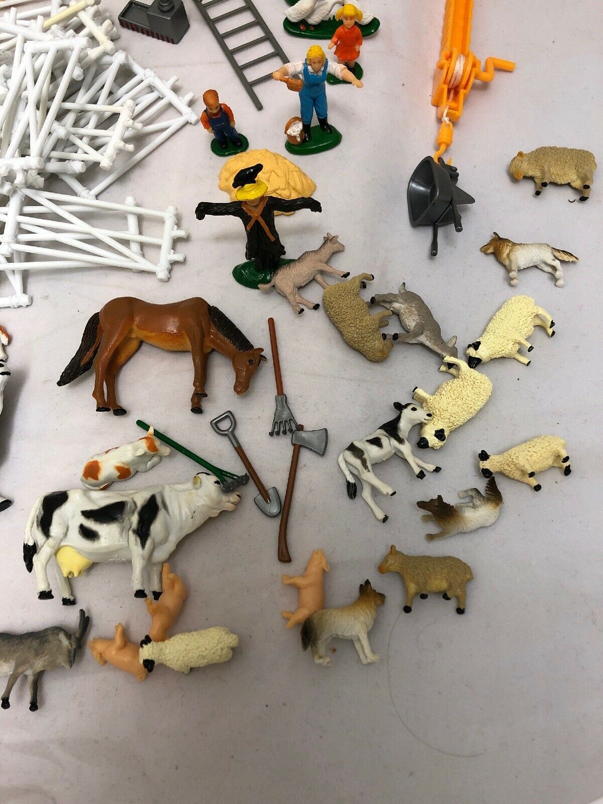 Huge Animal Squealy’s Farm Playset Build Play Imagine Farmer