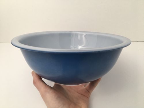 Vintage Pyrex 325 Large Nesting Bowl 2.5L and 50 similar items Vintage Pyrex 325 Large Nesting Bowl 2.5L and 50 similar items
