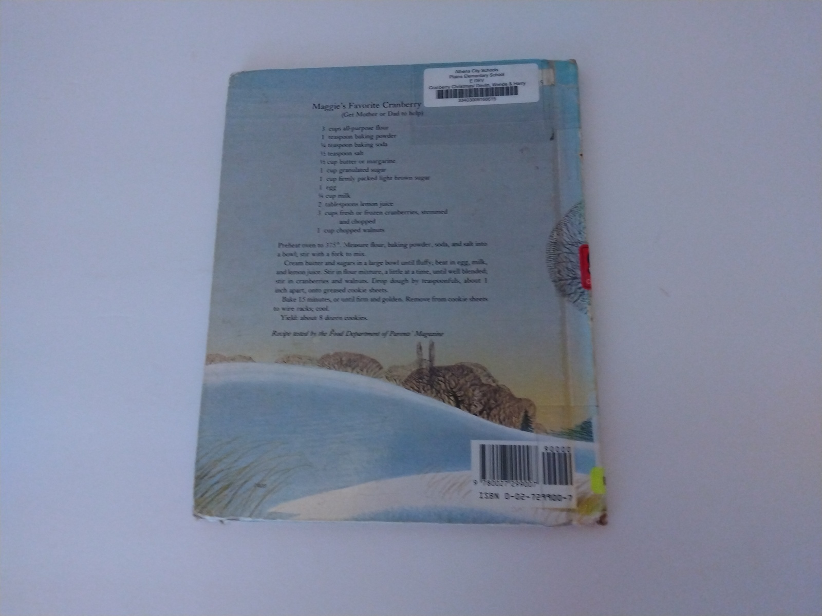 Cranberry Christmas by Wende and Harry Devlin Books