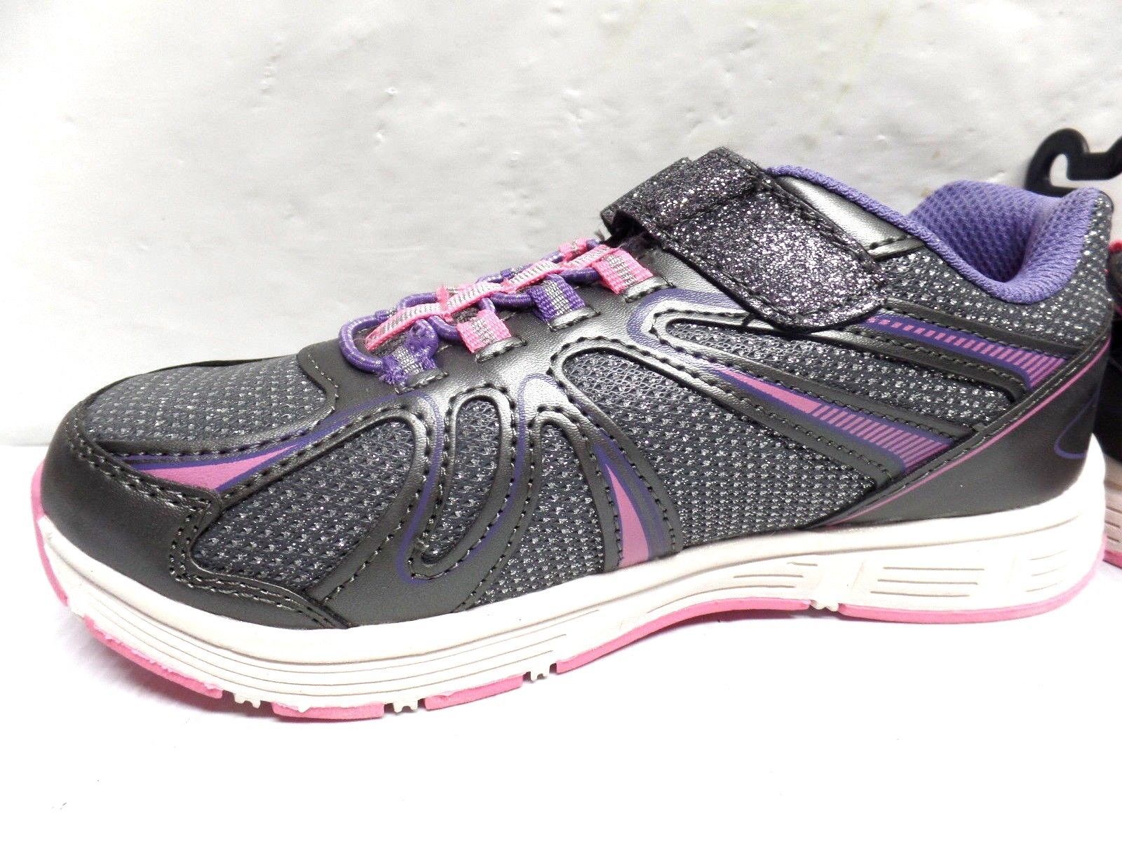 danskin lightweight sneakers