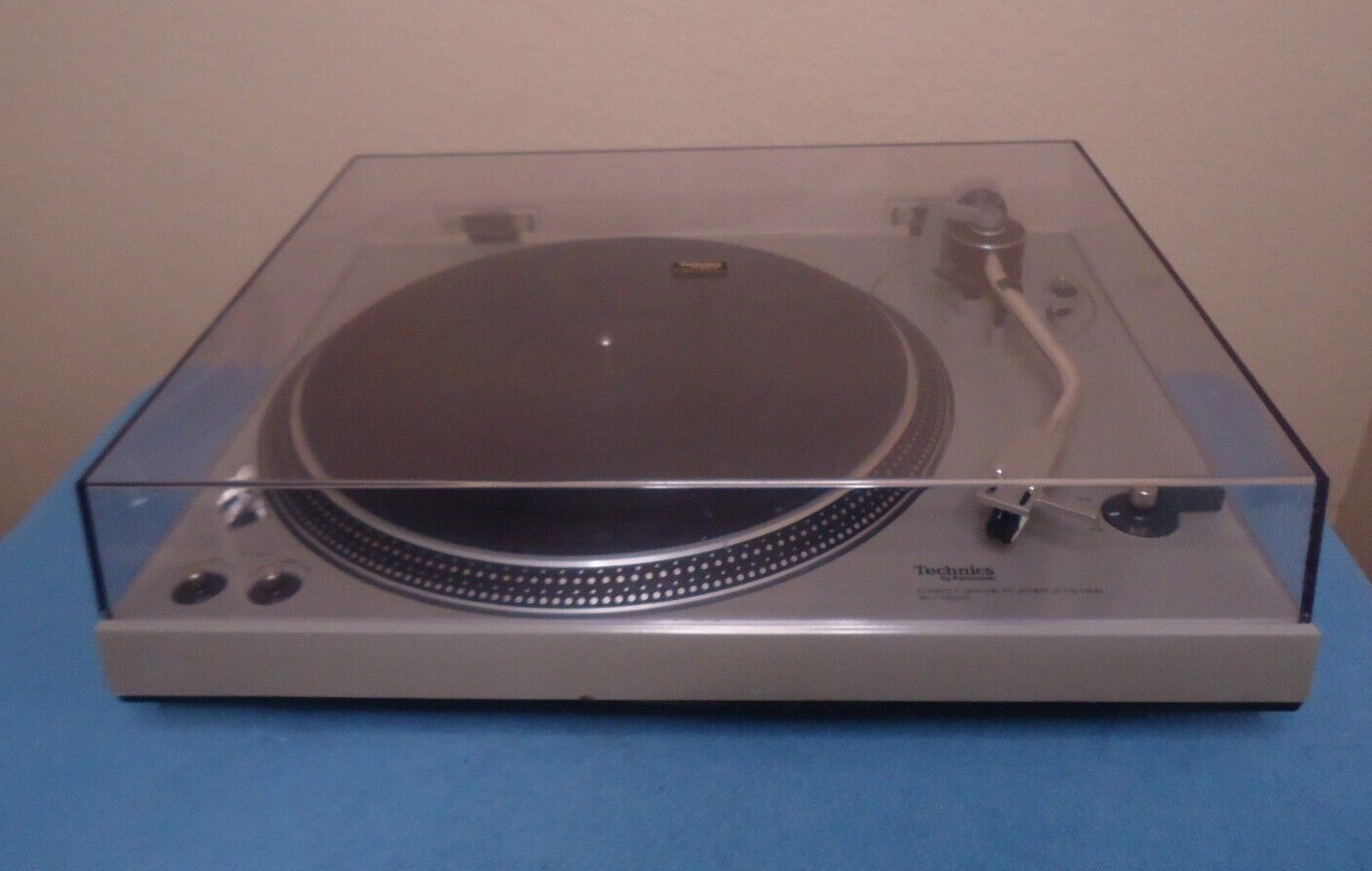 Technics SL1500 Direct Drive Turntable, See Video !! Vintage Record