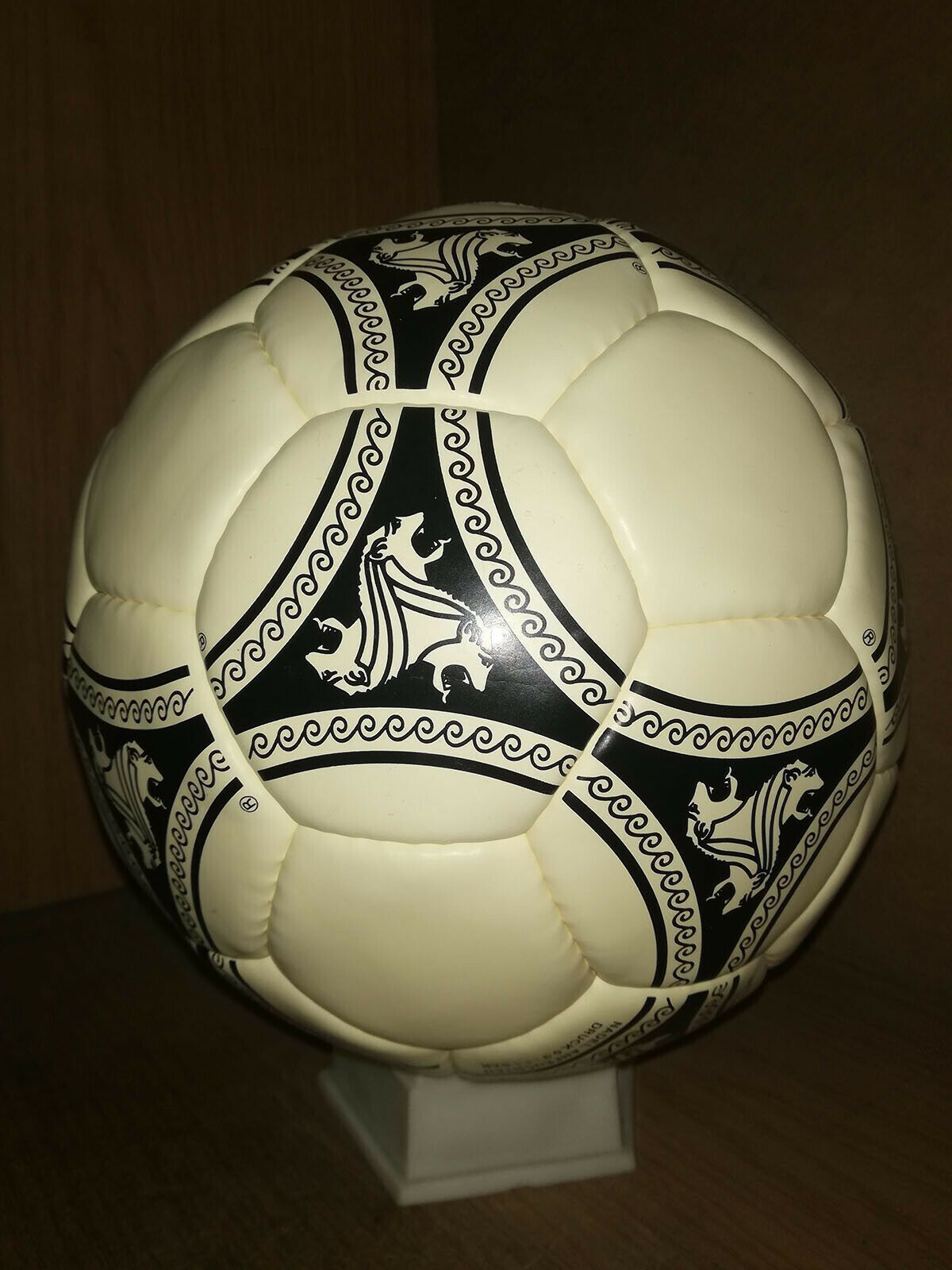 adidas etrusco unico ball