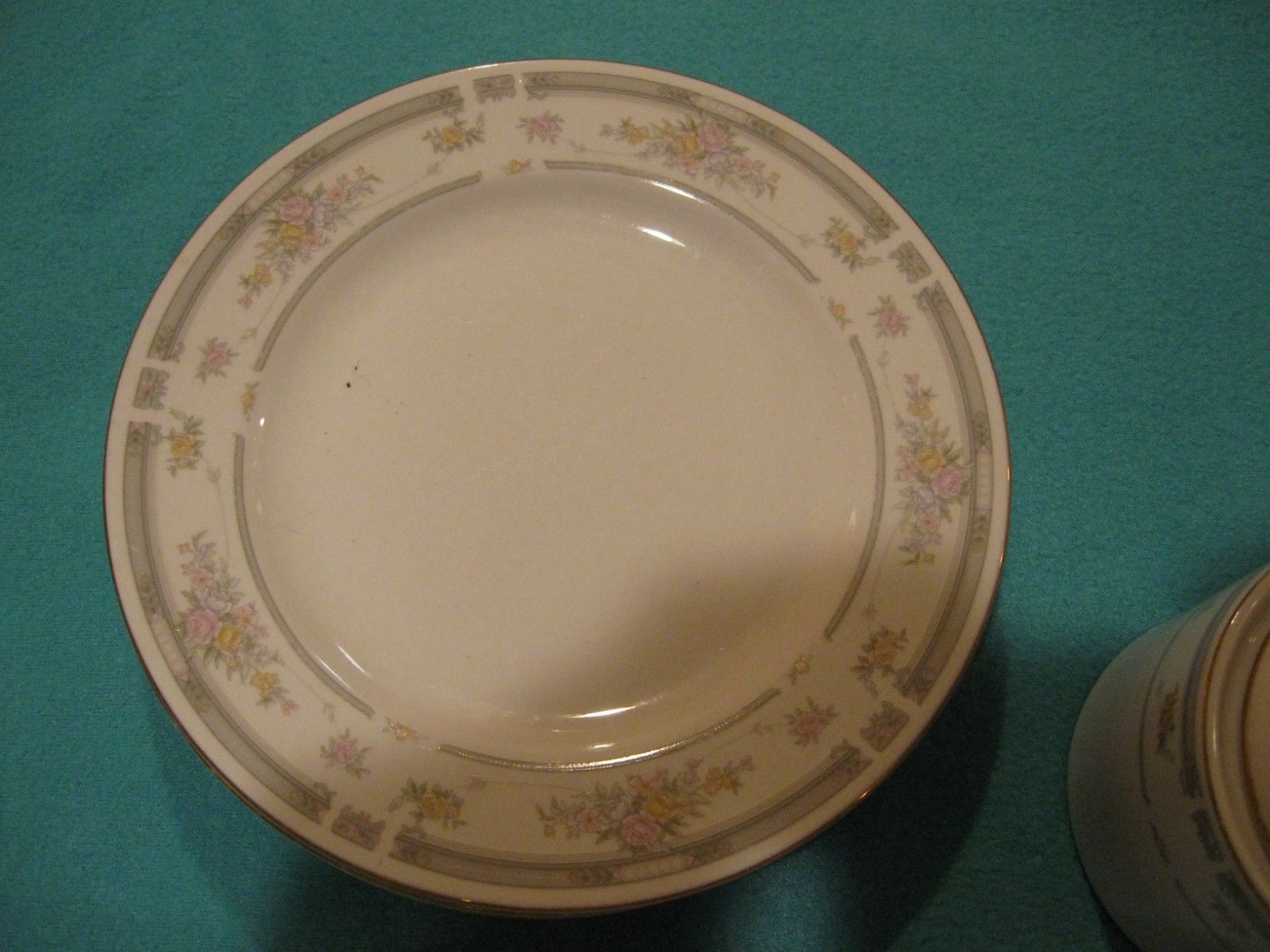 Vintage Farberware Fine China SOUTHAMPTON 223K China 1992 Set of 16 Other