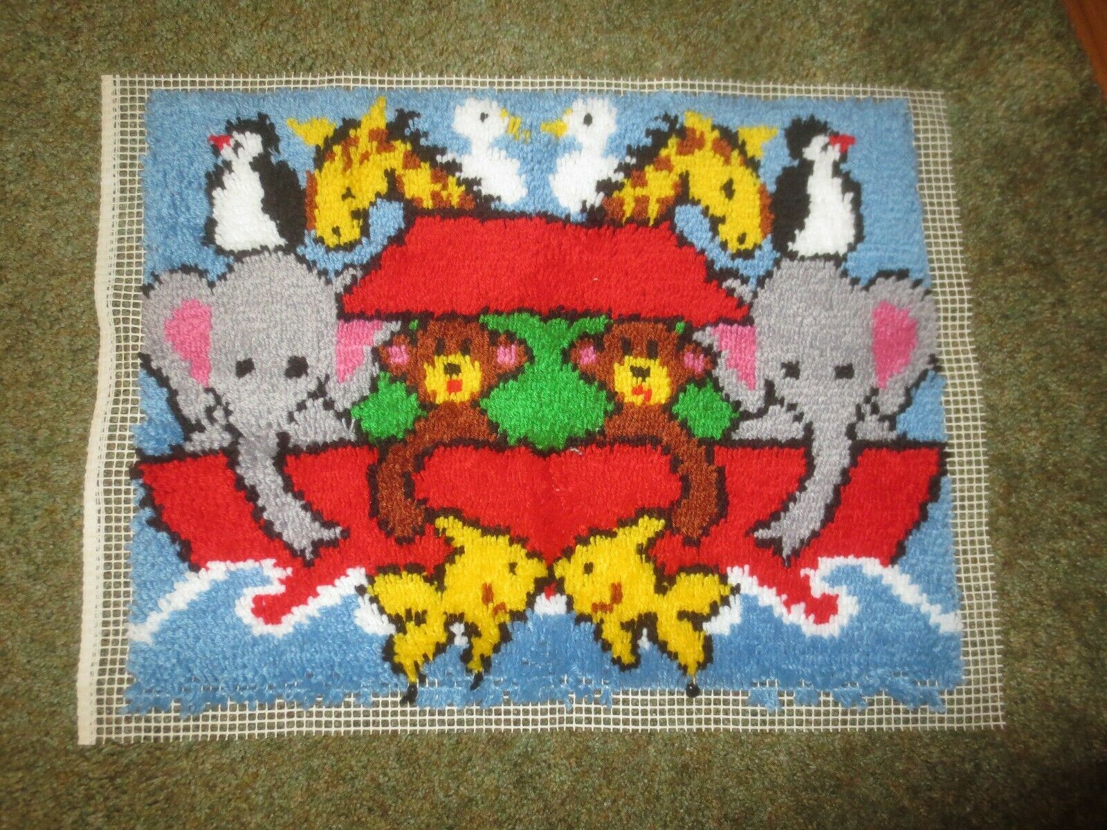 NEW Completed NOAH'S ARK Latch Hook RUG or WALL HANGING 20" x 27" to