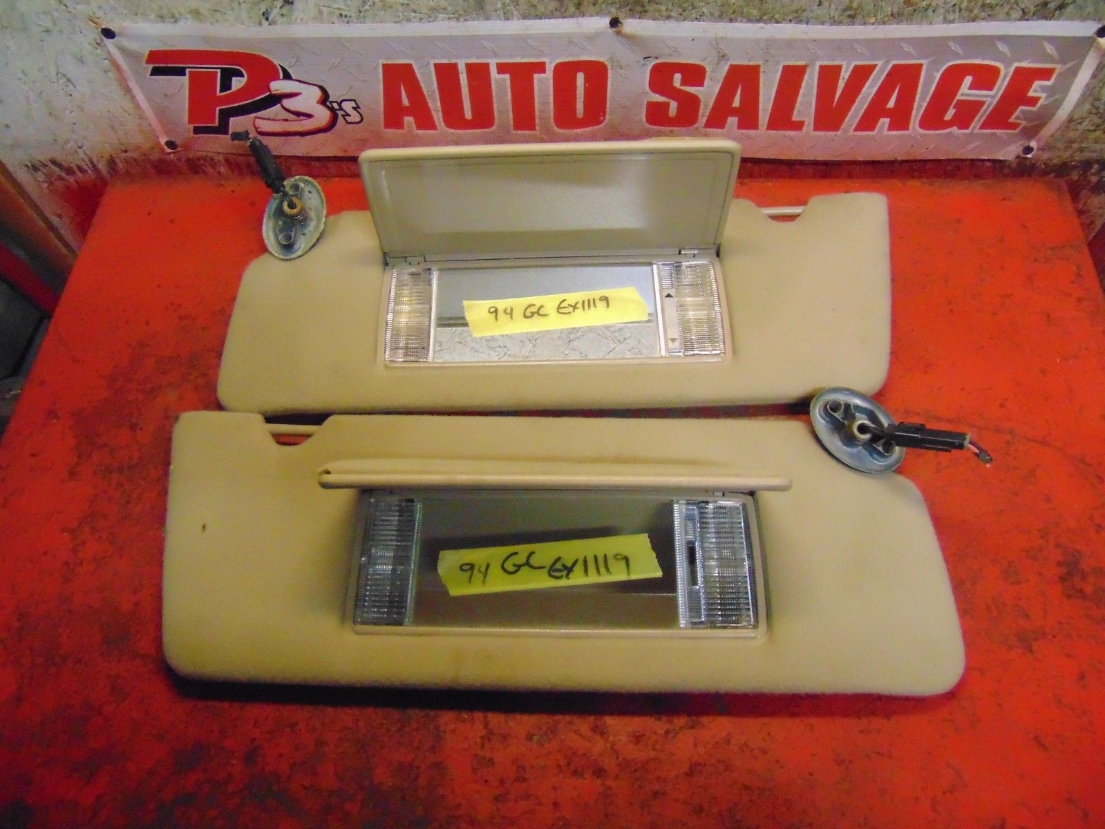 98 97 98 93 95 94 Jeep Grand Cherokee oem right left sunvisor sun visor