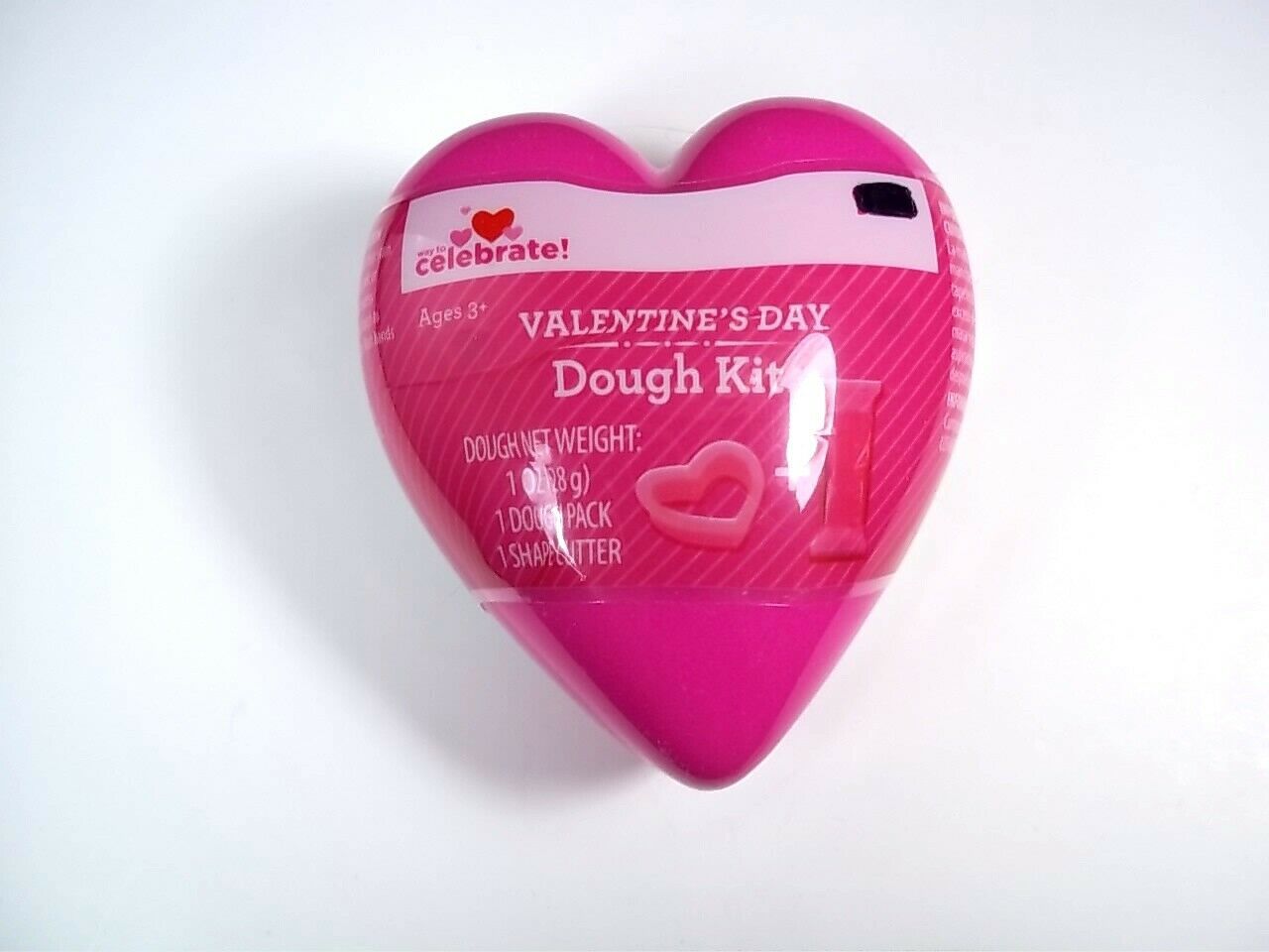Pink Valentine's Day small Heart dough & cutter kit NEW 2021 sealed
