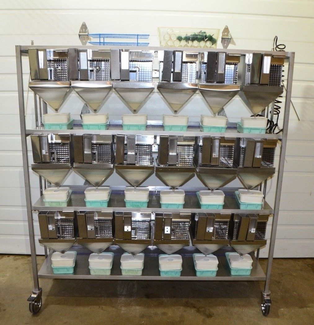 Allentown Metabolic Rodent Cage Rack with Feeder, Waste