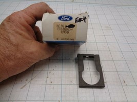 Ford E5TZ-9822023-A Retainer Clip for Tailgate Lock Cylinder   OEM NOS - $15.44