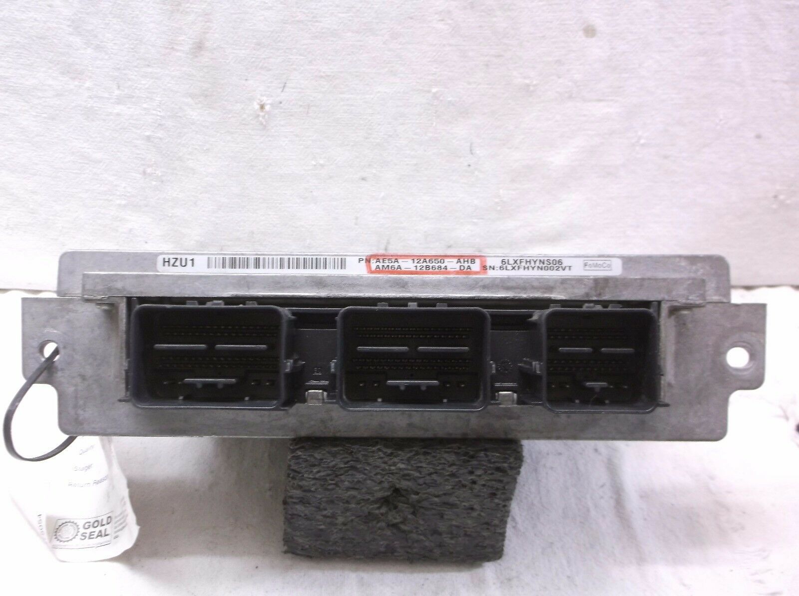 2010..10 FORD FUSION 2.5L ENGINE CONTROL