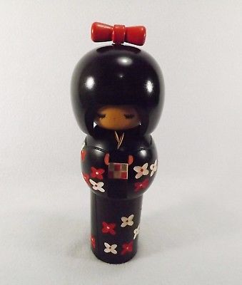 vintage wooden japanese kokeshi dolls