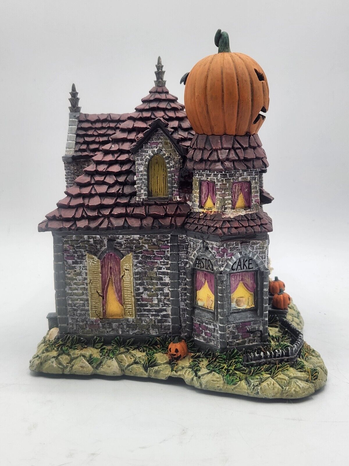 Hawthorne Village Munsters Marilyn's Bakery with COA Villages & Houses