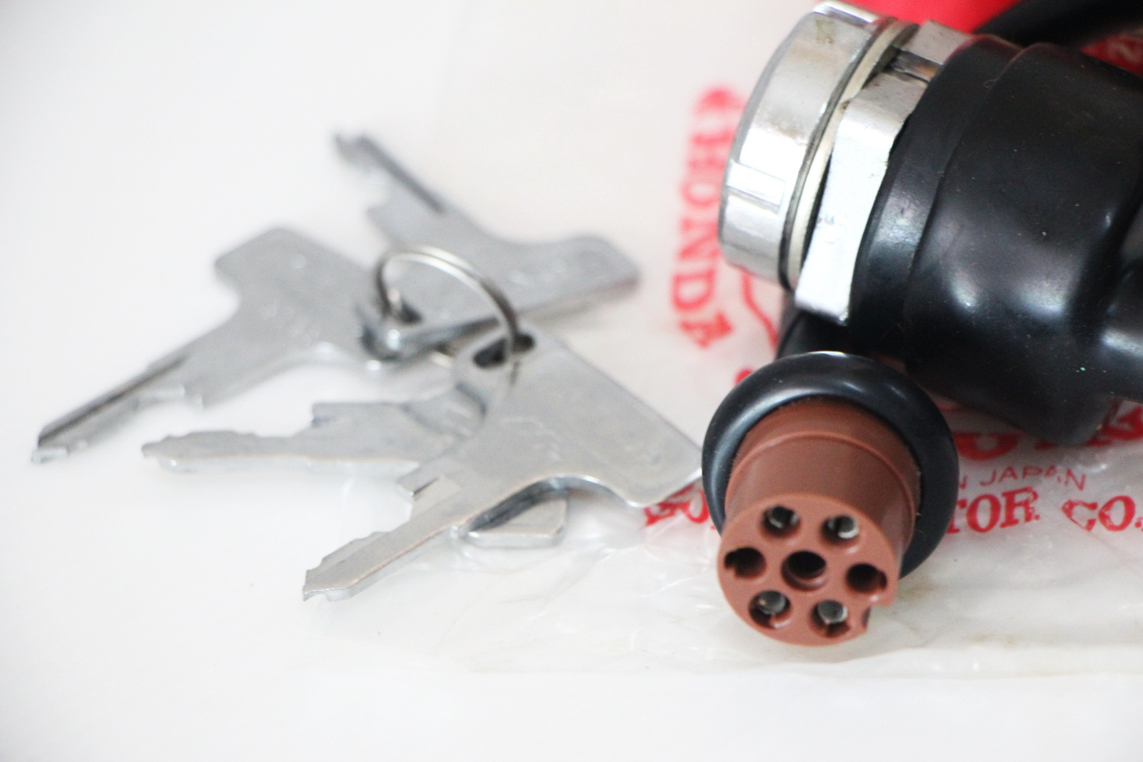 ihave Ignition Switch 2 Keys for Honda CB100 CL100 SL100 XL100 CB125 S CB125S CL125