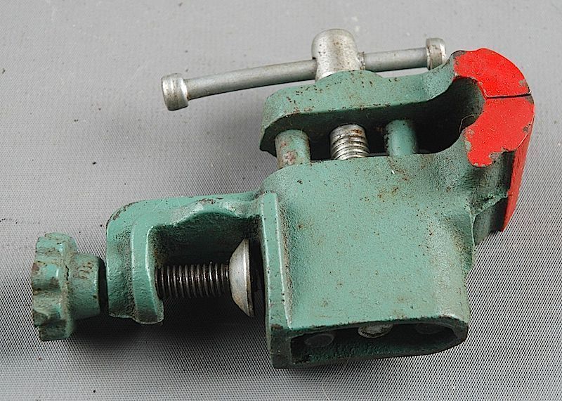 Small bench vise with 1.5 in. jaws VS147 Vises, Clamps