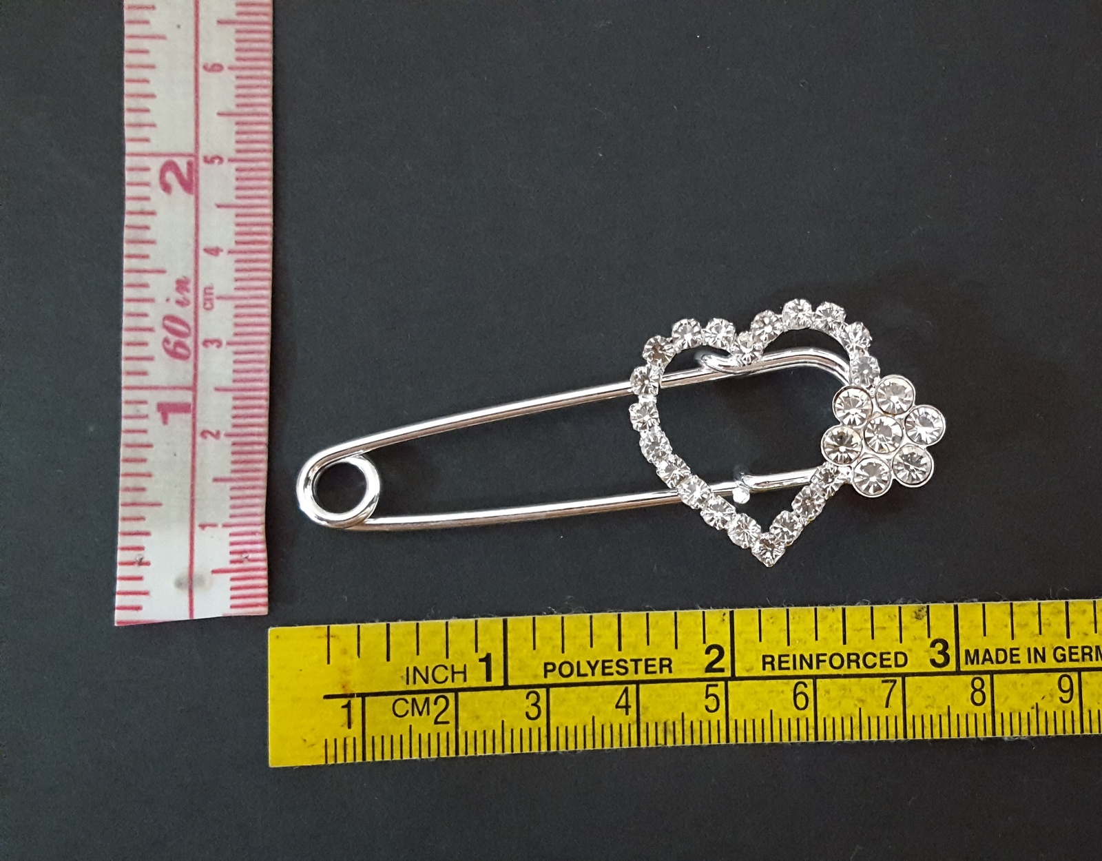 2 pcs Heart Clear White Rhinestone Safety Pins /Brooch 23/4" / 7cm