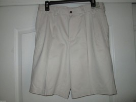 Nordstrom Smartcare Wrinkle-Free Solid Men’ Shorts Beige 31W UPC96 - $25.83