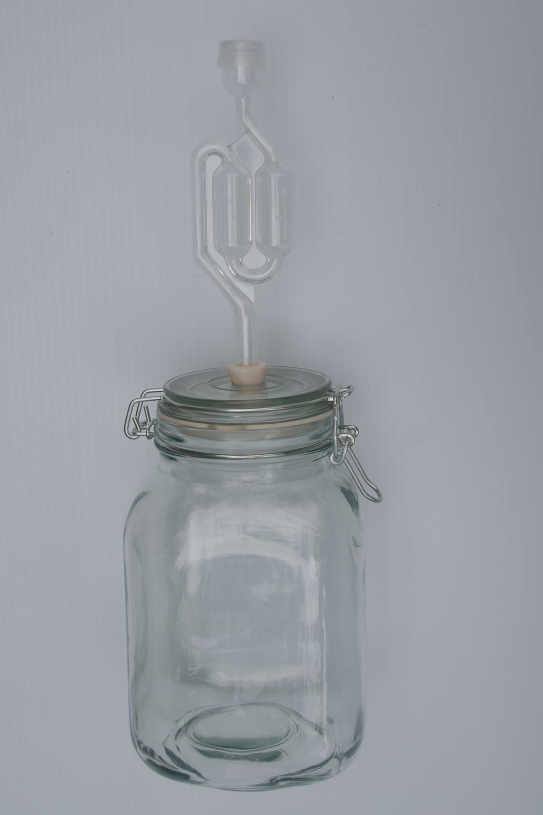 Picklemeister Glass Fermentation Jar with flip lid (67oz) - Kitchen ...