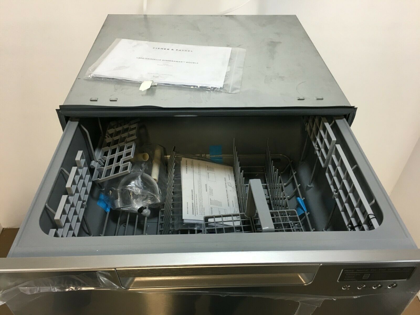 Fisher & Paykel DD24SAX9 7 Cycles Digital Control Stainless Steel