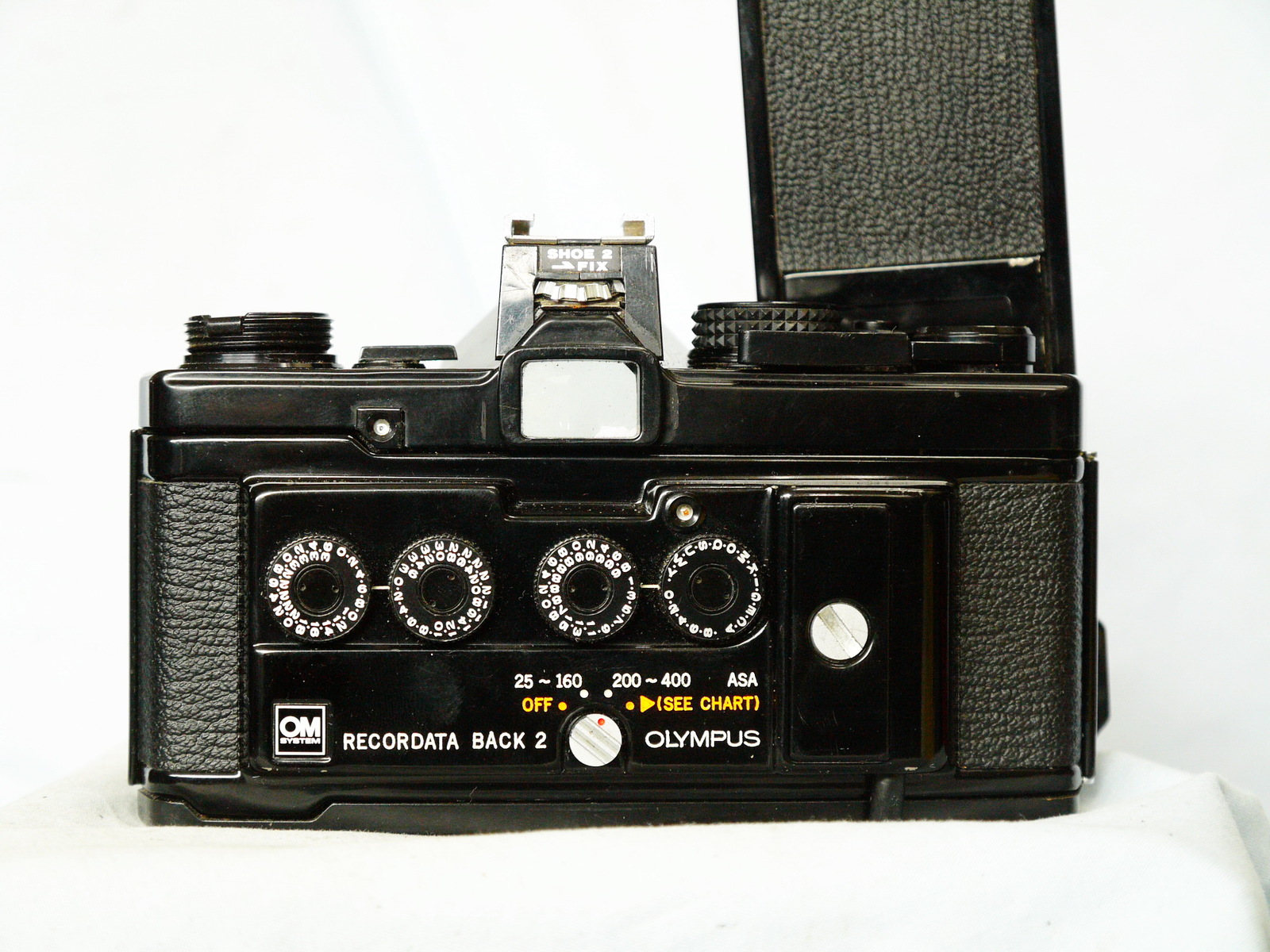 Olympus OM2 OM2 35mm SLR Camera c/w Recordata Back 2 + Standard Back