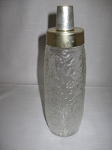 Decanter Syrup Glass Upraise Flower Designs Gold Plastic Lids D-126 - $9.95