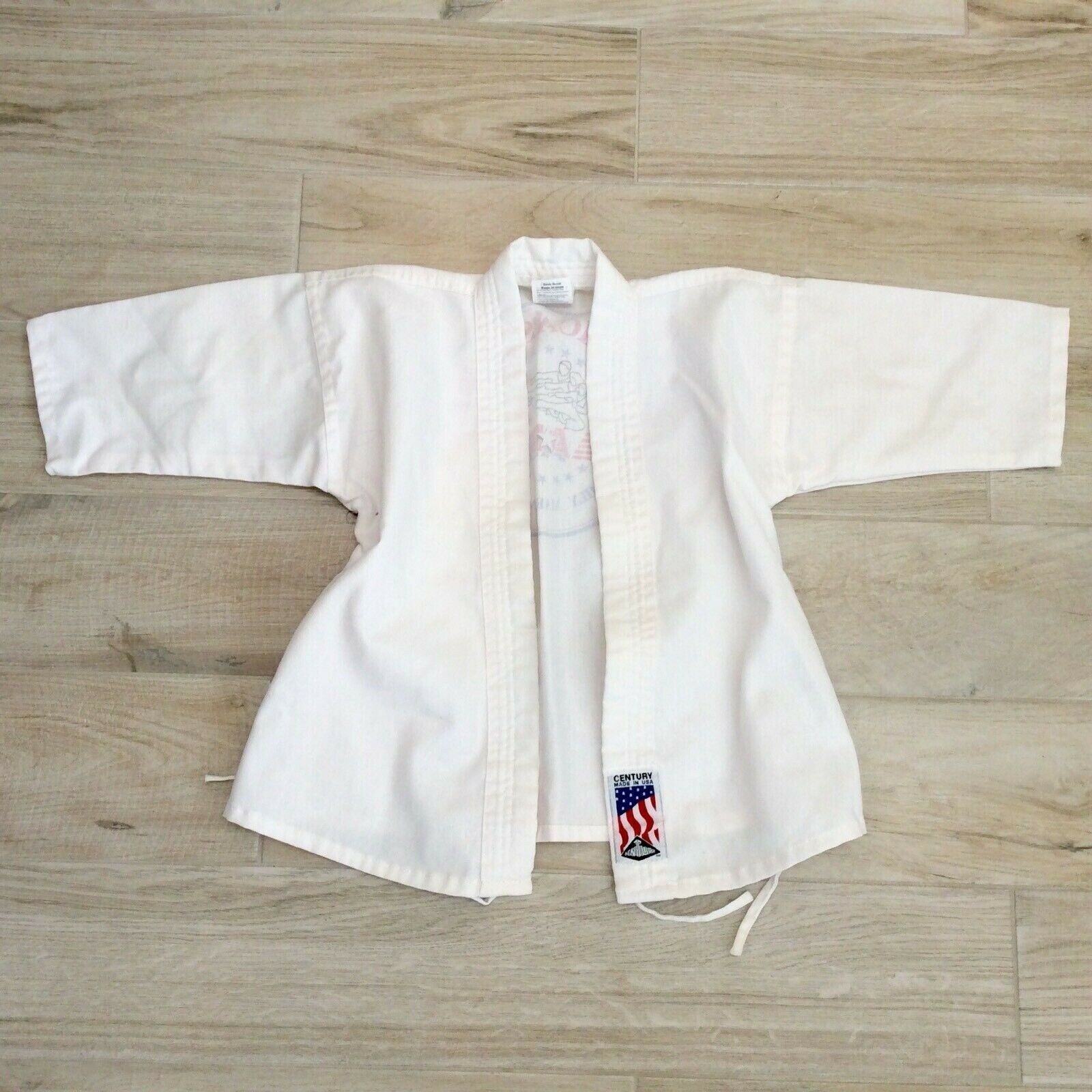 Century MARTIAL ARTS KARATE GEE JACKET white Sz 00 Kids 4 Uniforms & Gis