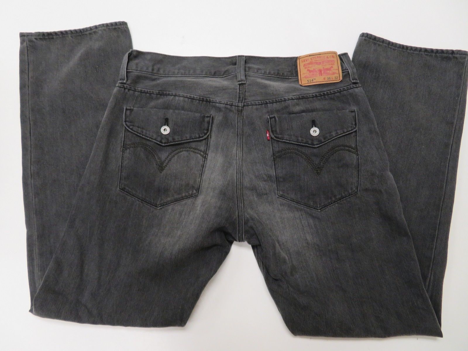 levis with flap back pocket mens