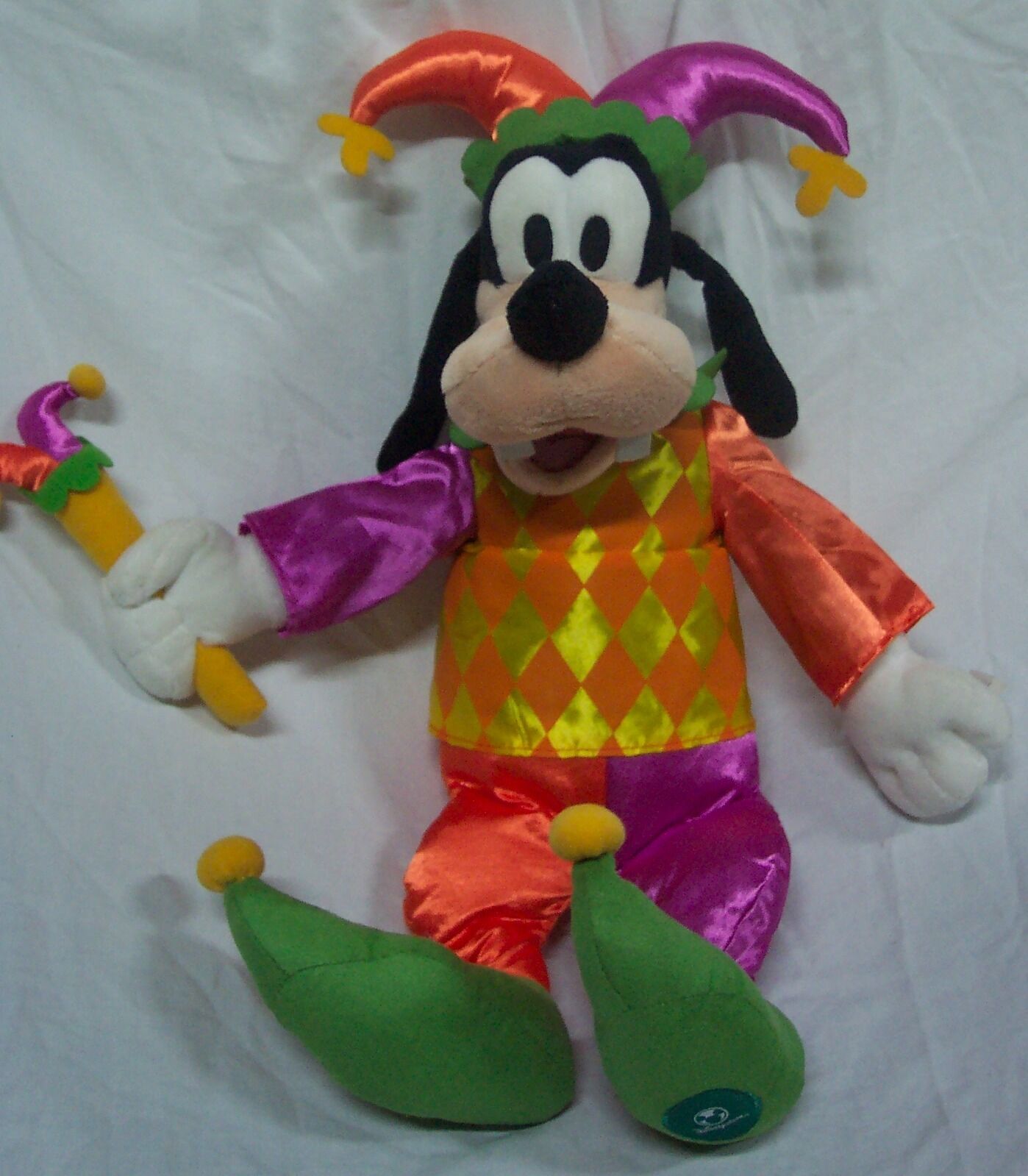 goofy plush disney store