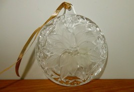 Mikasa Festive Poinsettia Christmas ornament clear &amp; frosted glass QQ185... - $15.00