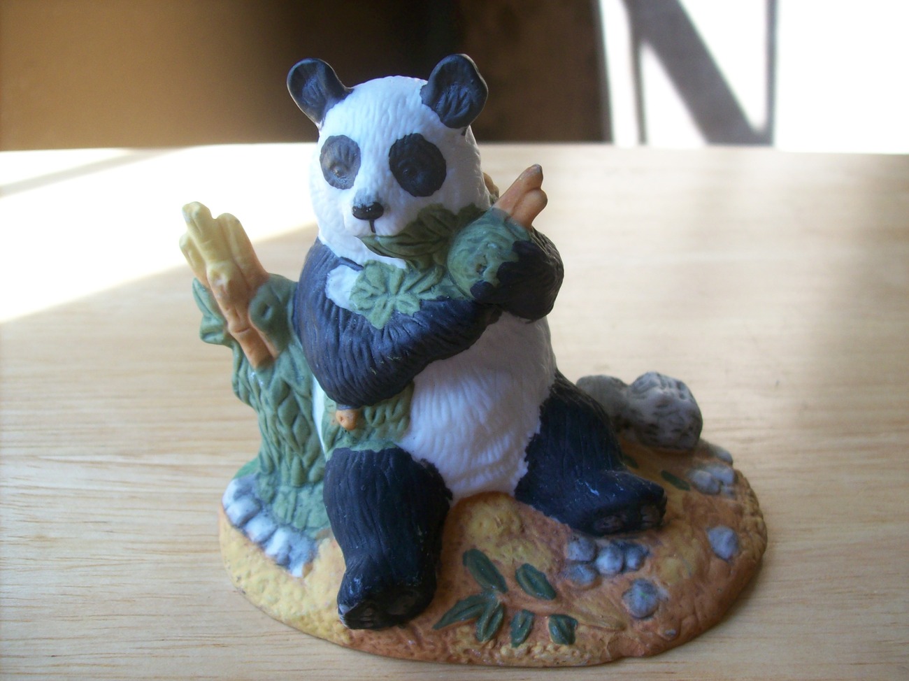 Royal Heritage Collection Panda Figurine - Sculptures & Figurines