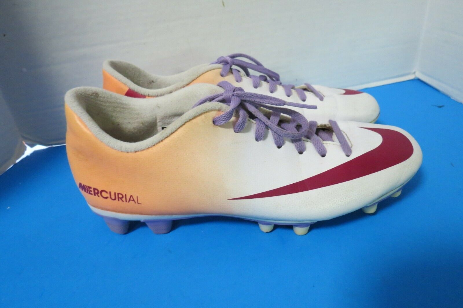 size 6c soccer cleats