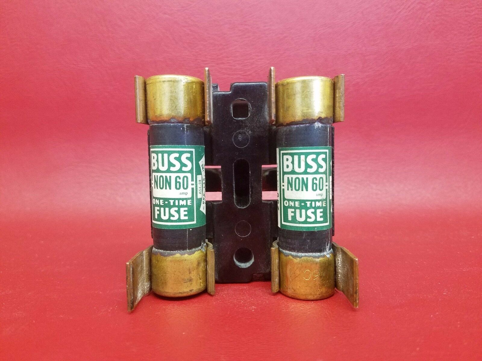 square-d-2-pole-main-60amp-fuse-pull-out-fuse-holder-with-60-amp-fuses