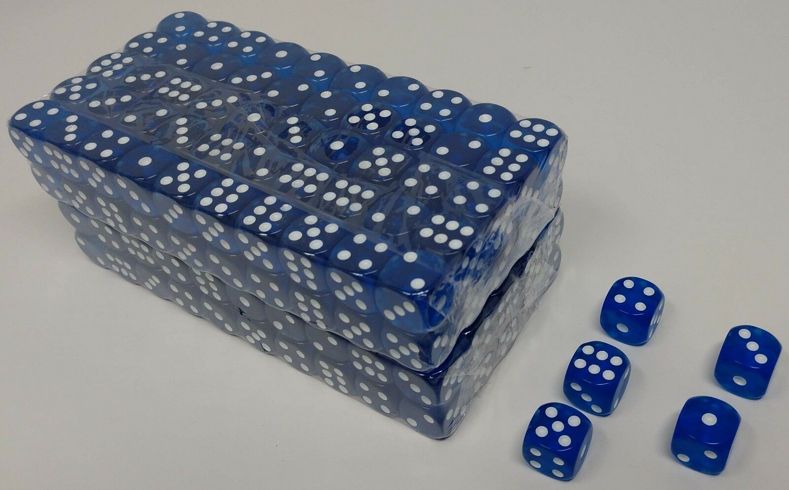 Pack of 200 Dice standard 16mm size 3 translucent colors available 