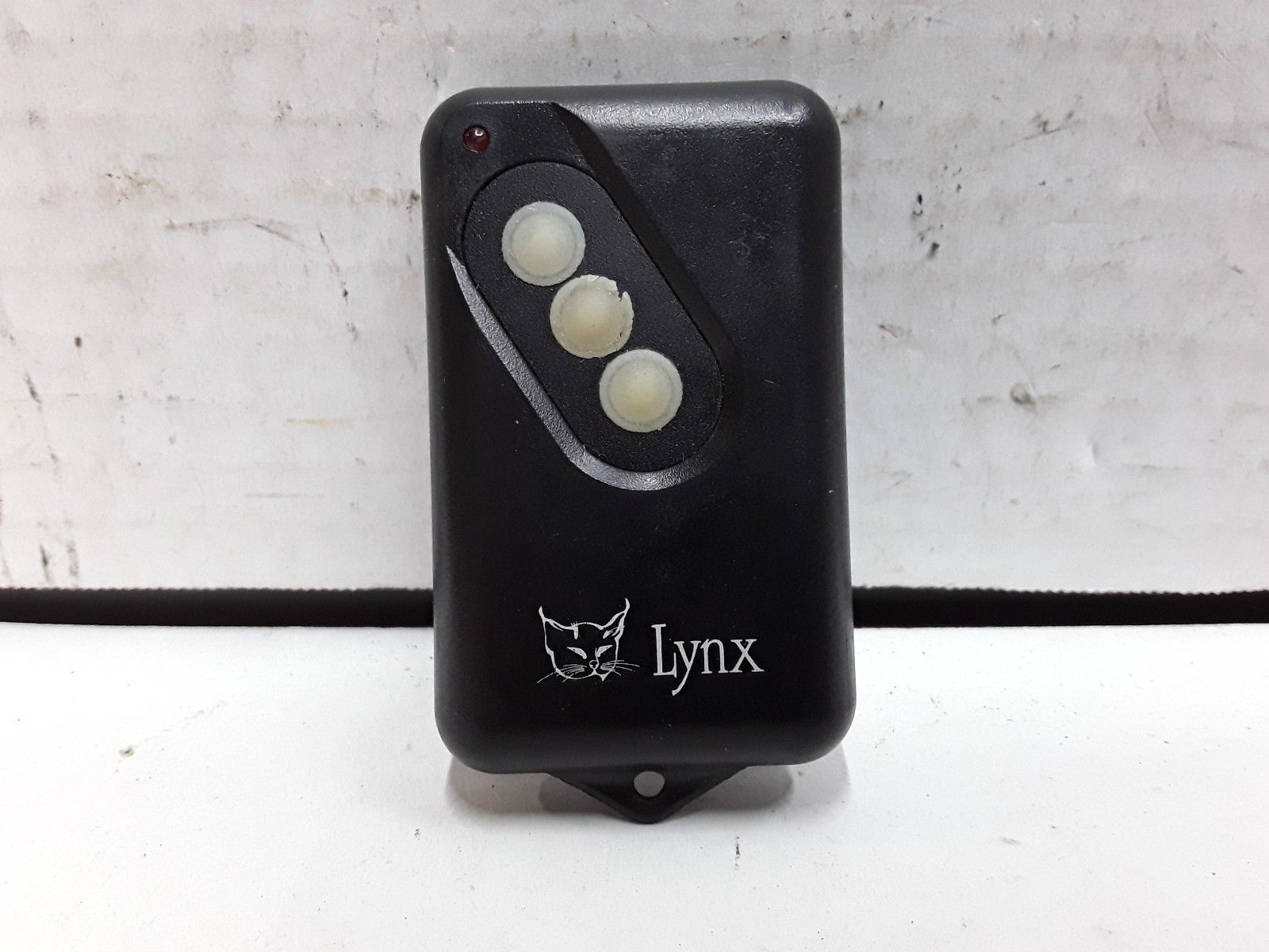 Lynx 3 button Garage Door & gate remote opener fob 2211L N6U303KTX Garage Door Remotes