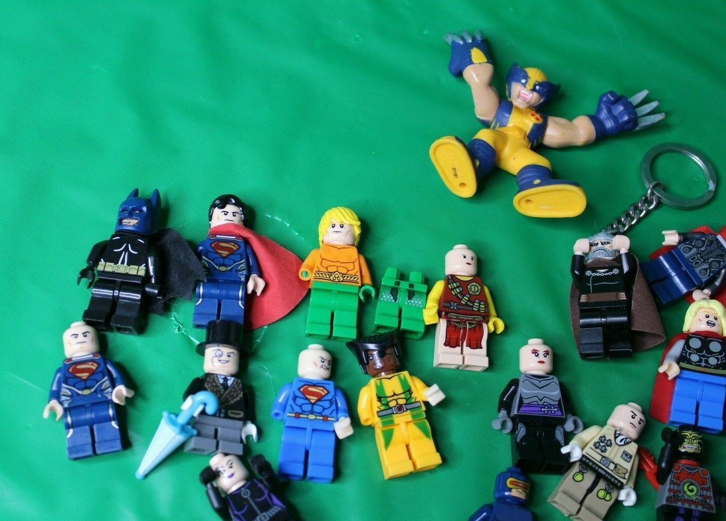 superhero mini toys