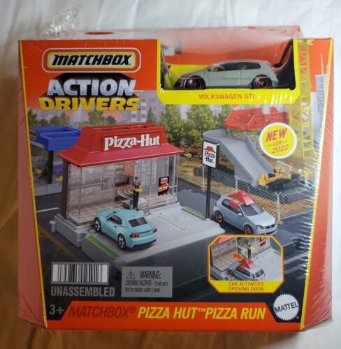 New Matchbox VW GTI Action Drivers Matchbox Pizza Hut Pizza Run Playset ...