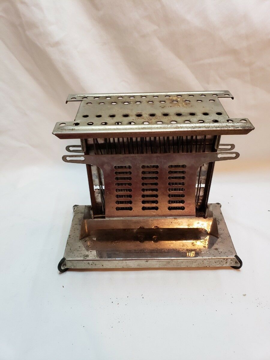 Antique Universal Landers, Frary & Clark Toaster Model E941 1.5 Amps