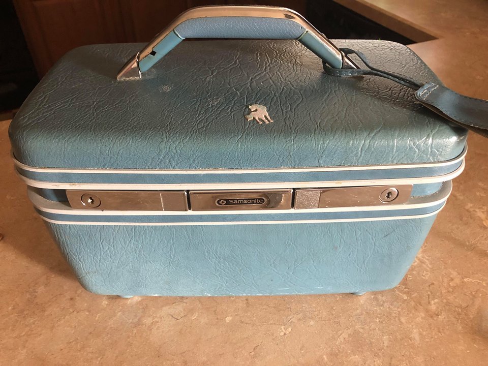 vintage blue samsonite luggage