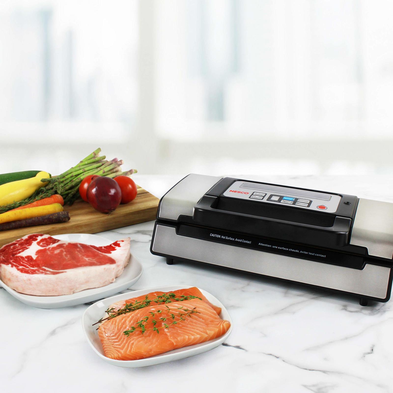 NESCO VS12, Deluxe Vacuum Sealer with Bag Starter Kit and Viewing Lid