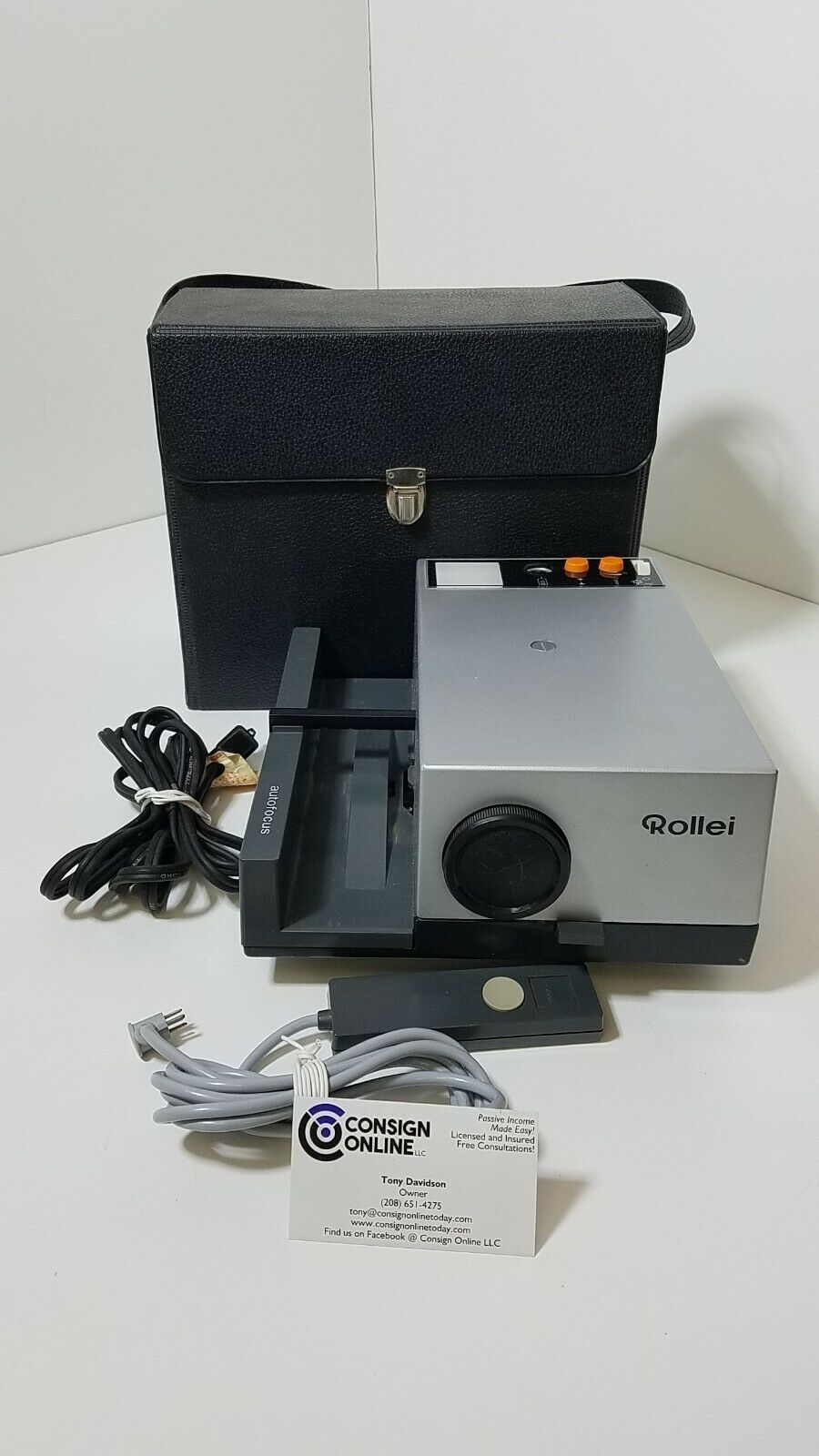 Rollei P350AF Autofocus Slide Projector Remote Control and Case C329