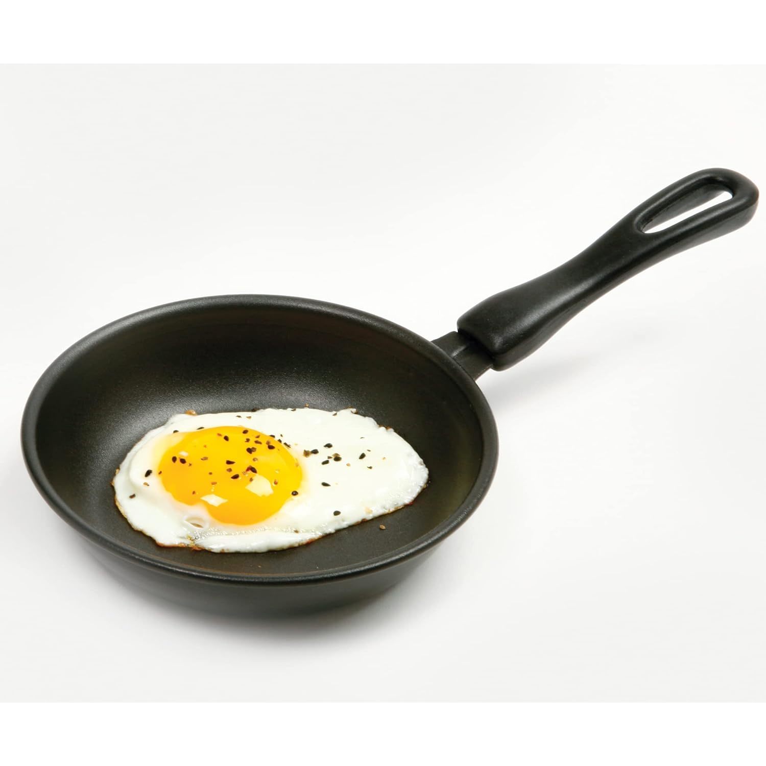  Restaurantware 4 Inch Mini Frying Pan, 1 Round Egg Pan