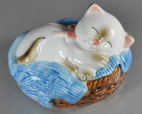 avon cat figurines