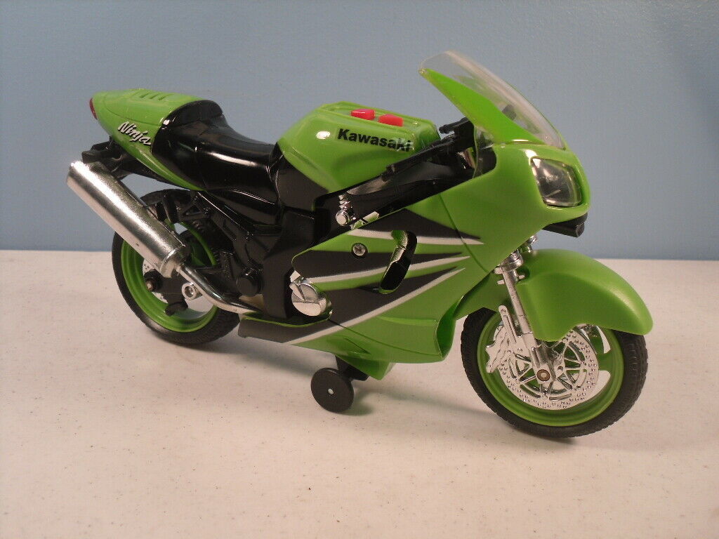 Kawasaki Ninja ZX10R Toy State Road Rippers Wheelie Bike 18 Motorcycle Sound Toy Vehicles