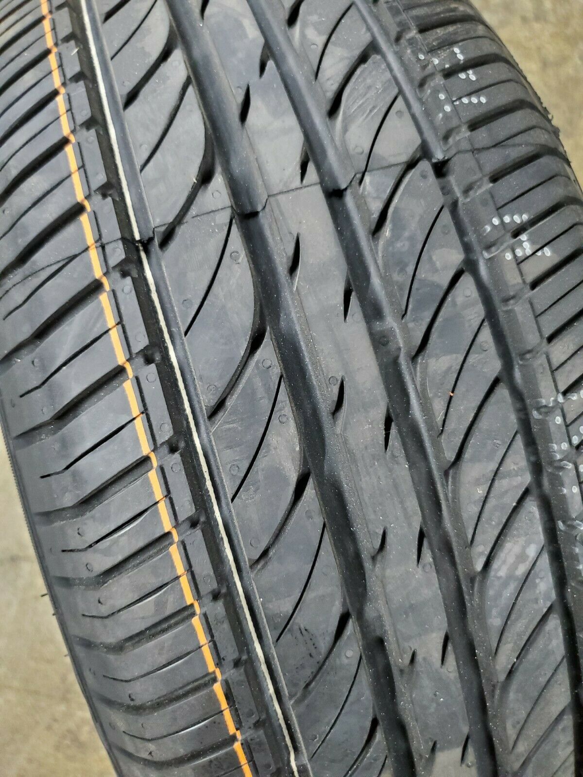 205/45R16 Arroyo GRAND SPORT 2 87W XL (SET OF 4) Tires