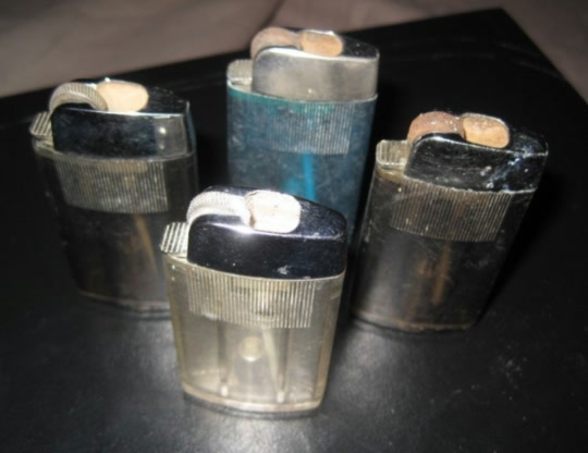 Primary image for Vintage VU-TANE SCRIPTO Colorful Gas Butane Lighter Junk Lot
