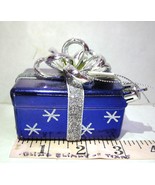Thirty Fourth &amp; Main Blue and Silve Gift Box and Bow Christmas Tree Orna... - $8.86