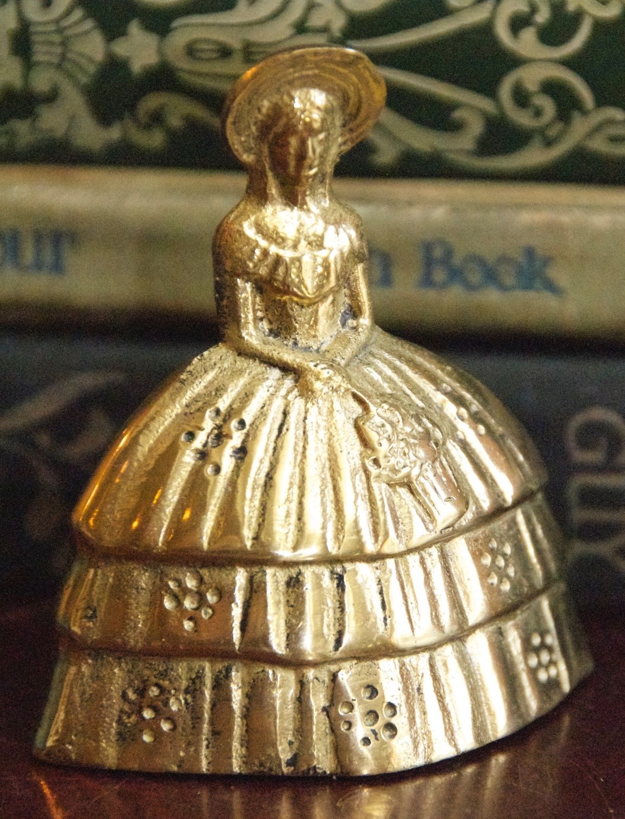 VINTAGE BRASS LADY SHAPED BELL SOUTHERN BELL ANTEBELLUM VICTORIAN HOOP