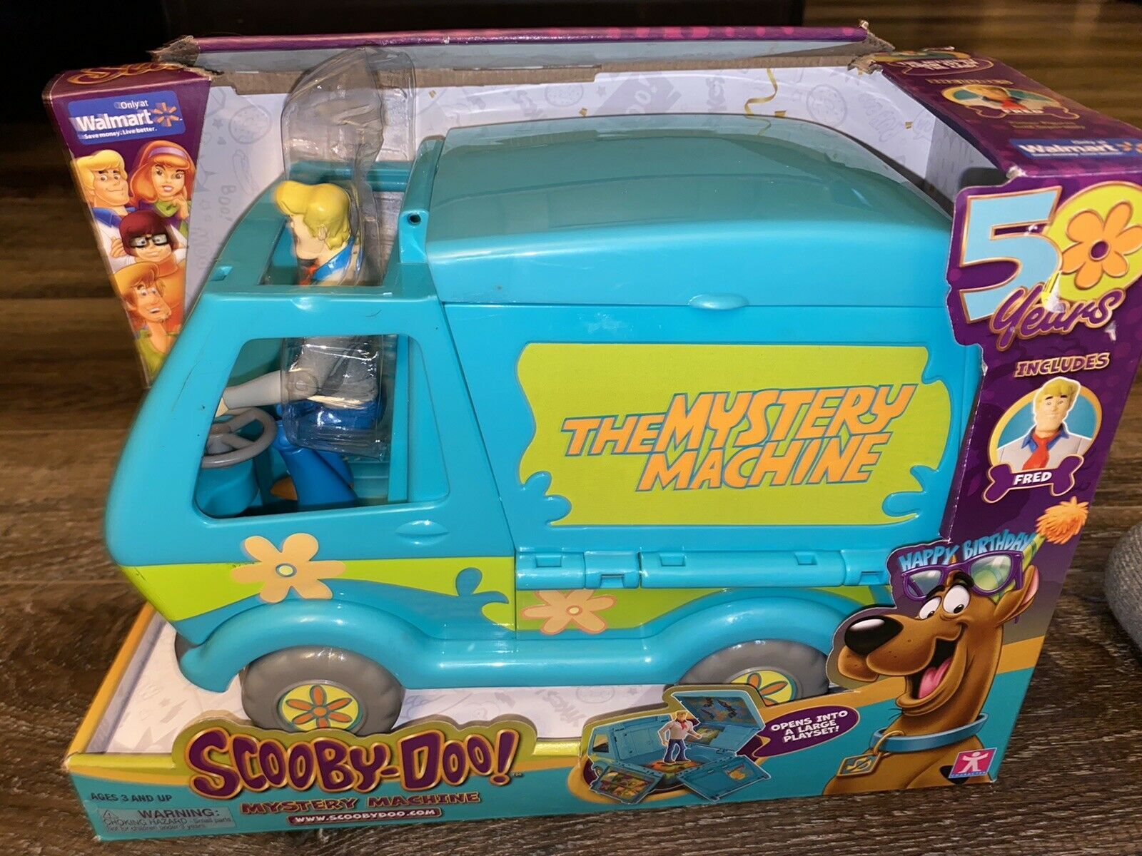 Scooby-Doo ~ Mystery Machine Fred Open and 50 similar items