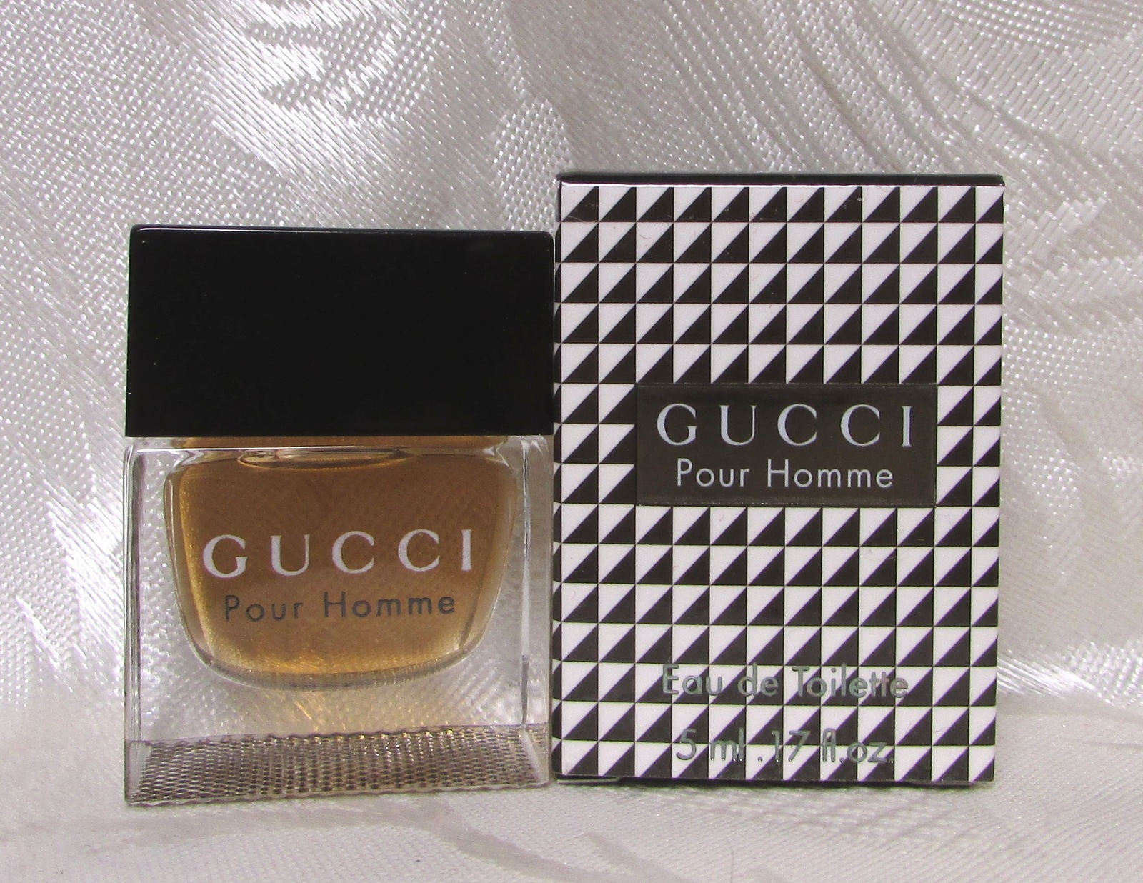Gucci POUR HOMME (0.17oz/5ml) Eau De Toilette MINI (Discontinued) Men