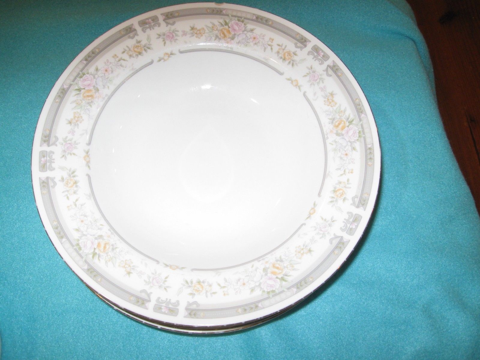 Vintage Farberware Fine China SOUTHAMPTON 223K China 1992 Set of 16 Other